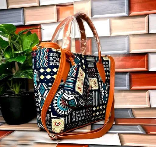 Tribal Print Tote Handbag with Sling Strap Pouch – Stylish and Spacious