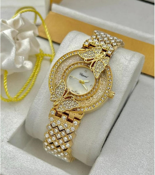 Elegant Women's Analog Watch with Metal Bracelet Strap